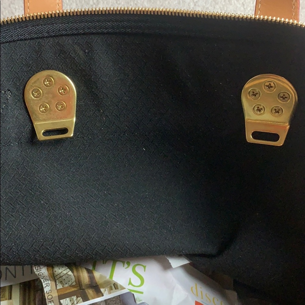 Dooney & Bourke Handbag with crossbody strap - Picture 10 of 15